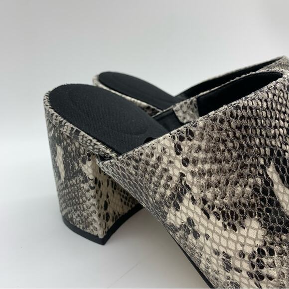 NWOT Marc Fisher Resa Snakeskin Print Block Heel Sandal In Black/Cream Size 7 - Picture 8 of 16